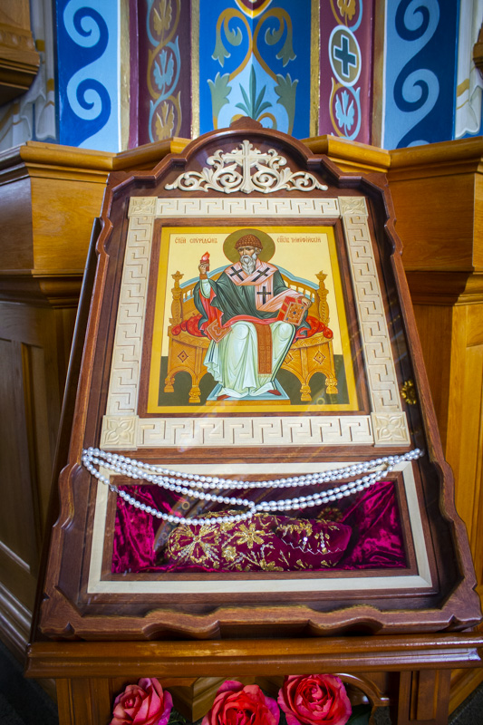 Икона свт. Спиридона Тримифунтского с башмачком