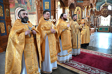 Божественная литургия в день празднования Святых первоверховных апостолов Петра и Павла
