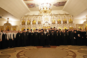 Митрополит Воронежский и Лискинский Леонтий возглавил торжественное собрание педагогов и учащихся Воронежской духовной семинарии