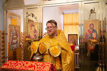 Божественная литургия в домовом храме городской больницы №2