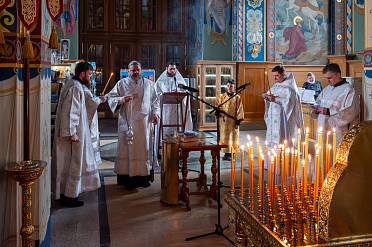 Заупокойное богослужение в субботу Крестопоклонной седмицы 