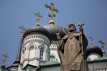 Митрополит Воронежский и Лискинский Леонтий совершил богослужение в Благовещенском кафедральном соборе  